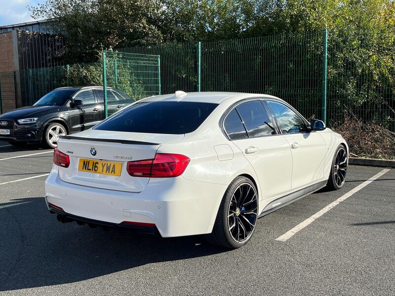 BMW 3 SERIES
