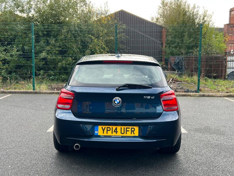 BMW 1 SERIES