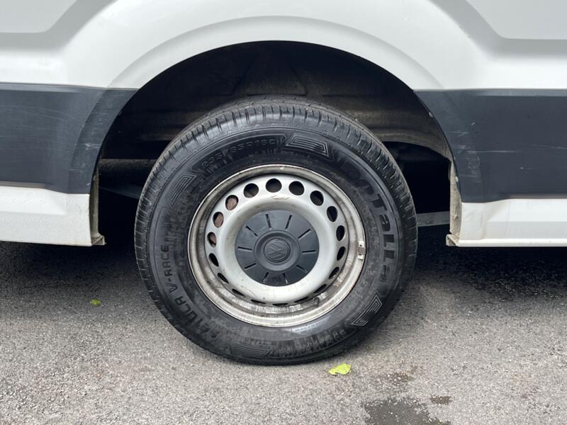 VOLKSWAGEN CRAFTER