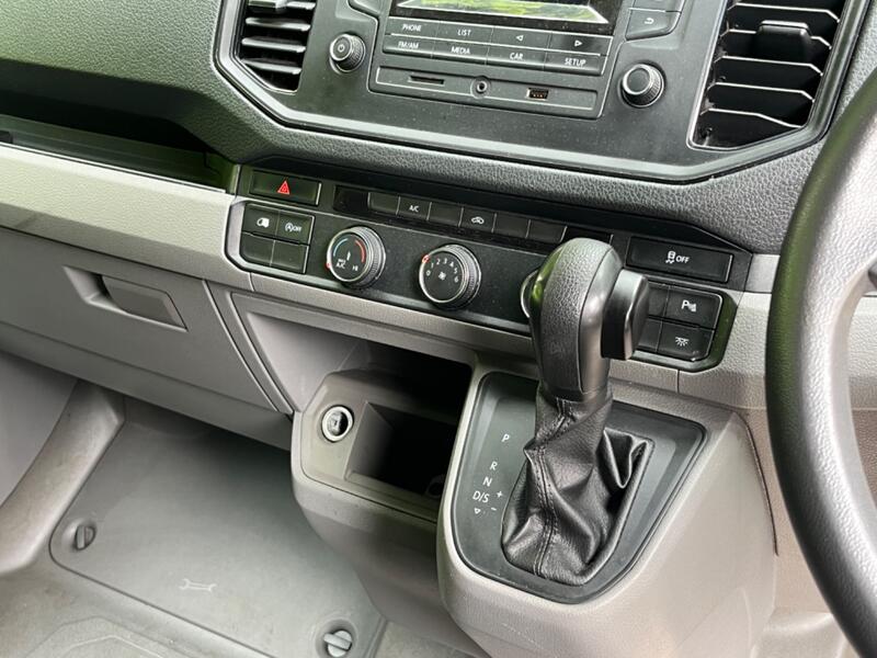 VOLKSWAGEN CRAFTER