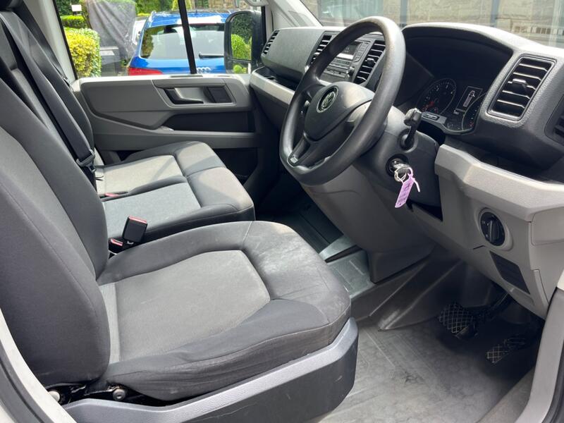 VOLKSWAGEN CRAFTER