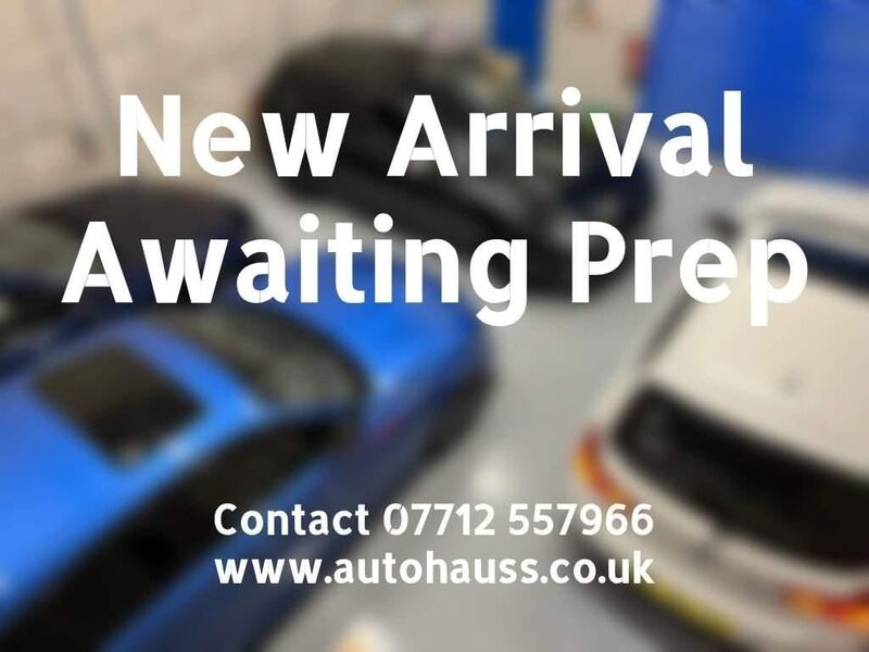 View VOLKSWAGEN TOURAN 1.6 TDI SE DSG Euro 5 5dr