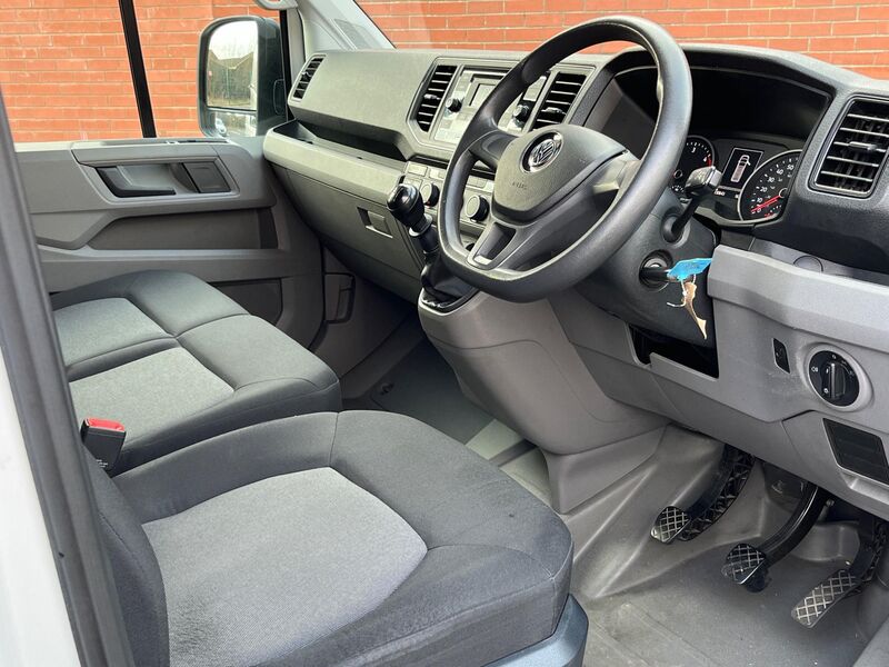 VOLKSWAGEN CRAFTER