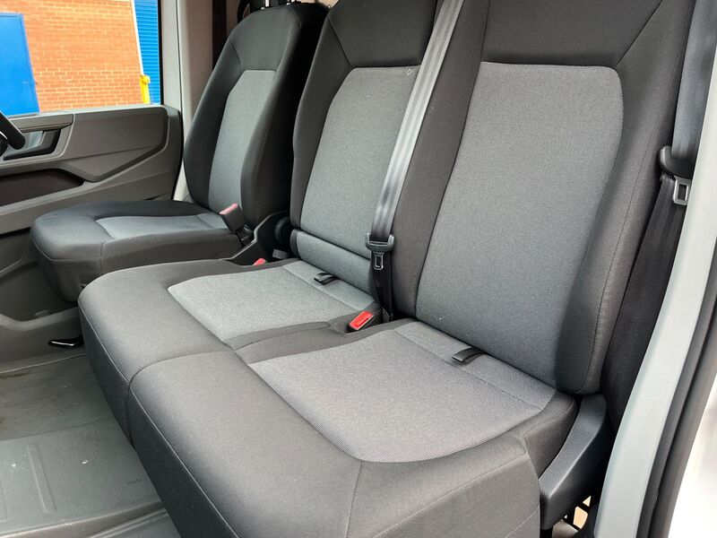 VOLKSWAGEN CRAFTER