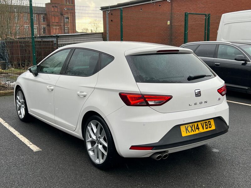 SEAT LEON