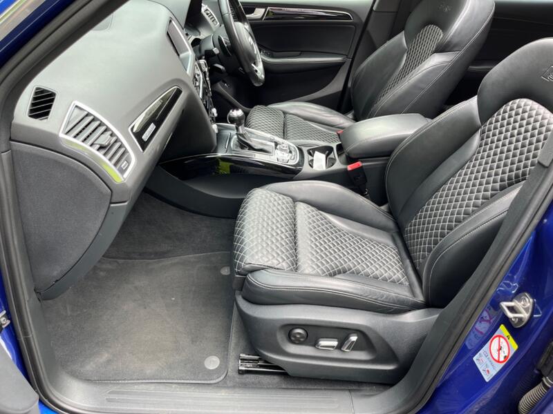 AUDI SQ5