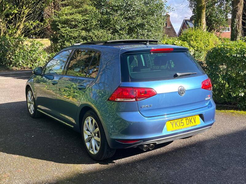 VOLKSWAGEN GOLF SV