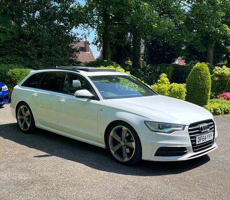 AUDI A6 AVANT 2.0 TDI ultra Black Edition