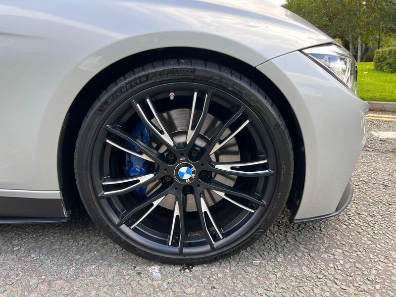 BMW 3 SERIES