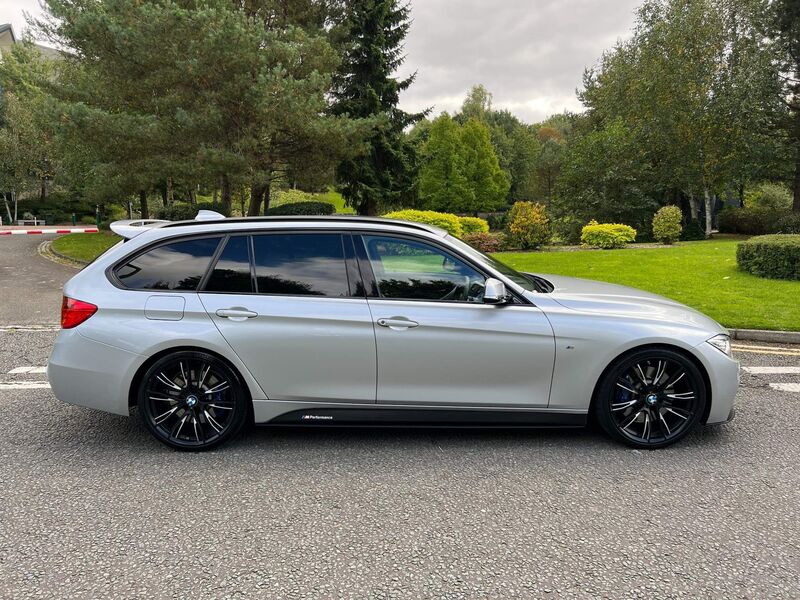 BMW 3 SERIES