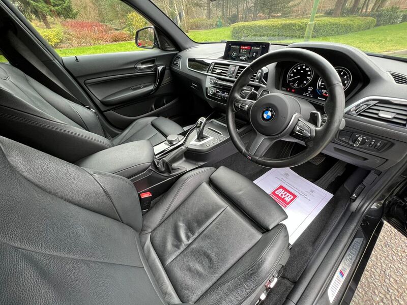 BMW 1 SERIES