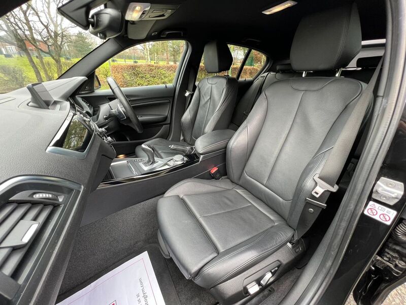 BMW 1 SERIES