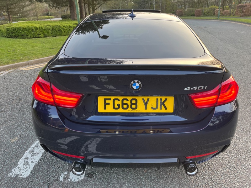 BMW 4 SERIES