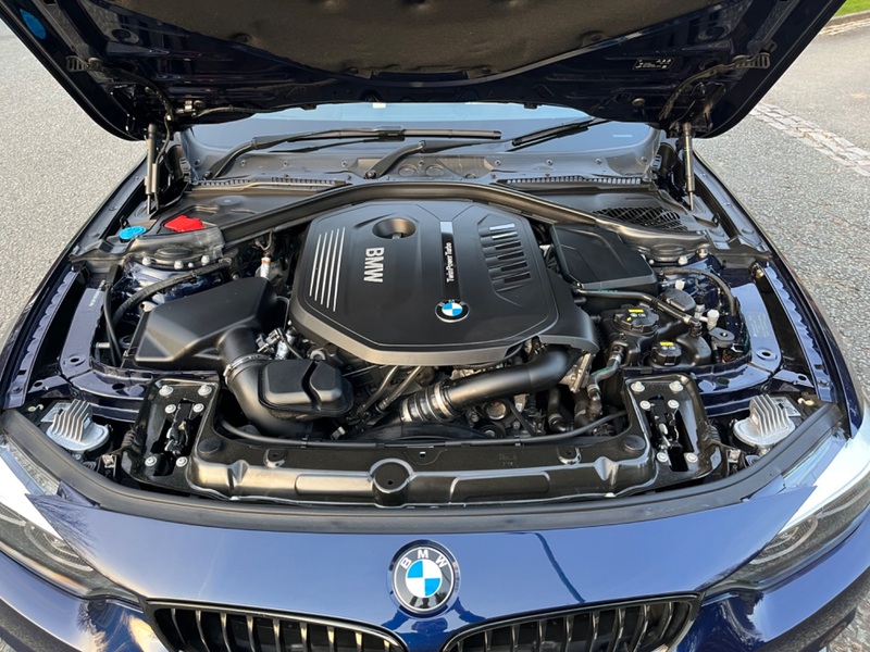 BMW 4 SERIES