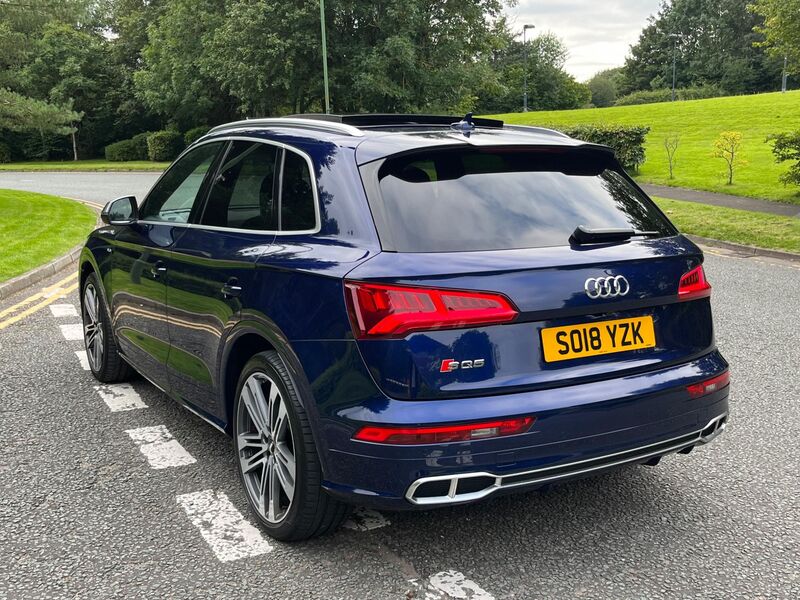 AUDI SQ5