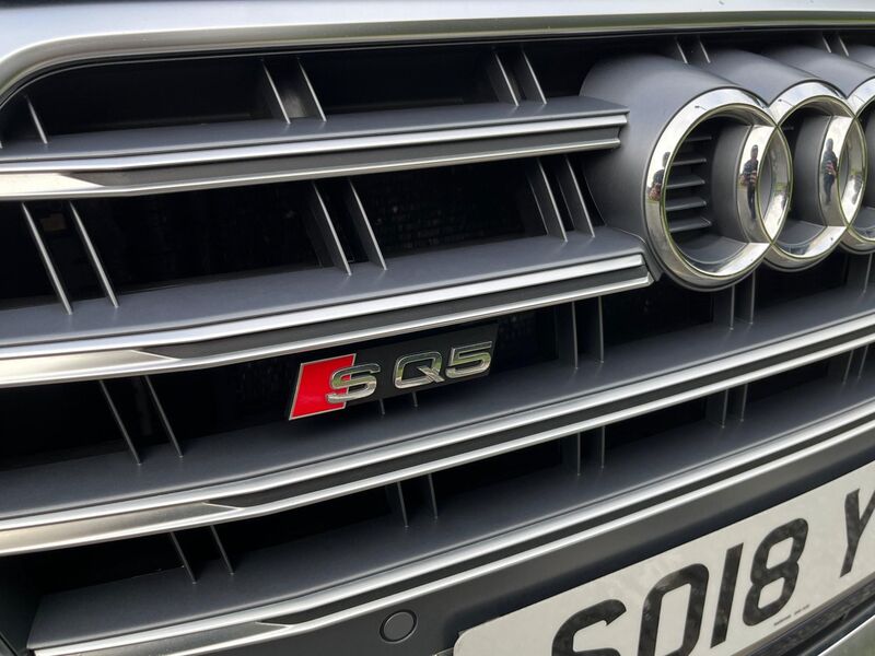 AUDI SQ5