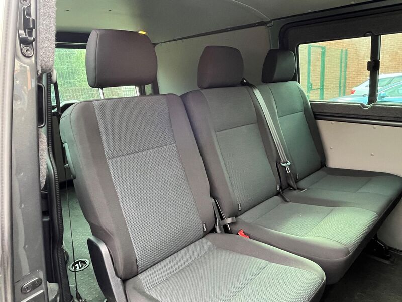 VOLKSWAGEN TRANSPORTER